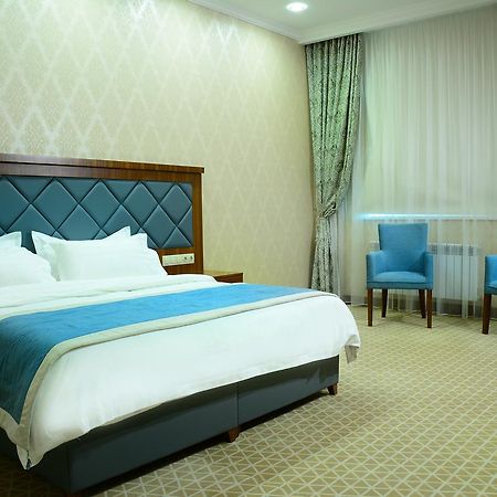Hotel Arai Plaza タラズ エクステリア 写真
